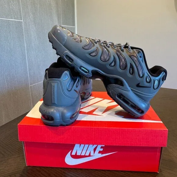 Nike Air Max Plus Drift - Picture 2 of 5